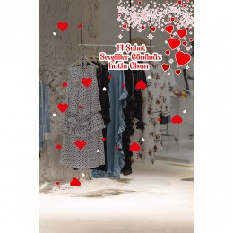 Uçuşan Küçüklü Büyüklü Kalpler 14 Şubat Sevgililer Gününüz Kutlu Olsun Cam Vitrin Oda Stickerı 70cm