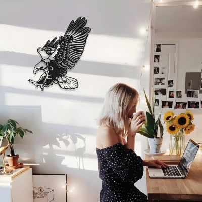 Uçan Kartal Figürlü Metal Duvar Dekoru