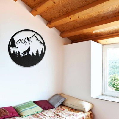 Uluyan Kurt ve Dağ Silüeti Metal Tablo