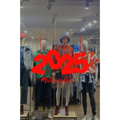 Yılbaşı Vitrin için İp İle Asılmış 2025 Yazısı Sticker 115x84cm