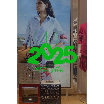Yılbaşı Vitrin için İp İle Asılmış 2025 Yazısı Sticker 115x84cm