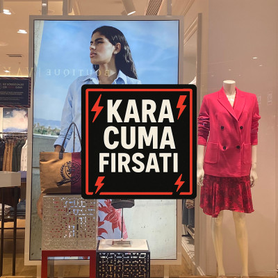 Kara Cuma Fırsatı Vitrin Stickerı – Black Friday Kampanya Cam Etiketi