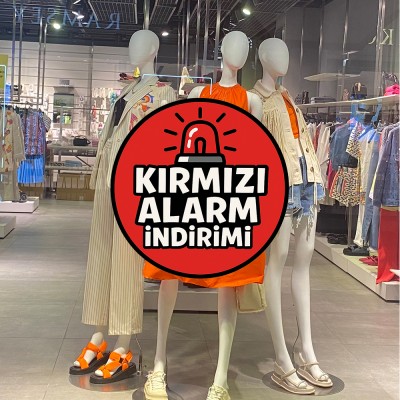 Kırmızı Alarm İndirimi Vitrin Stickerı – Acil Fırsat Kampanya Cam Etiketi