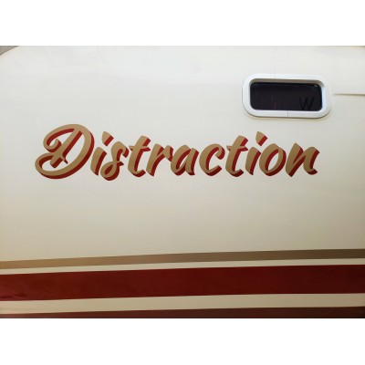 Kişiye ve Tekneye Özel Distraction Yazısı İsim Sticker 