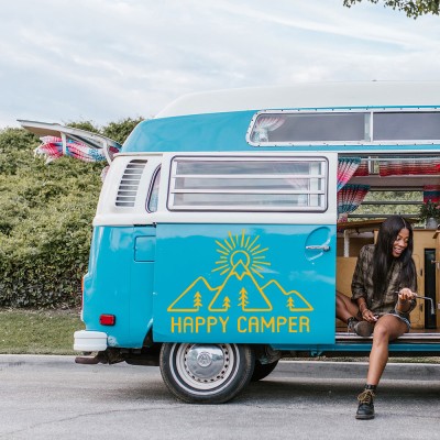 Kişiye Karavana Özel Happy Camper Sticker Yapıştırma 