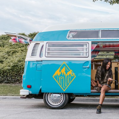 Kişiye Karavana Özel Explore Dağ Manzarası Sticker Yapıştırma 