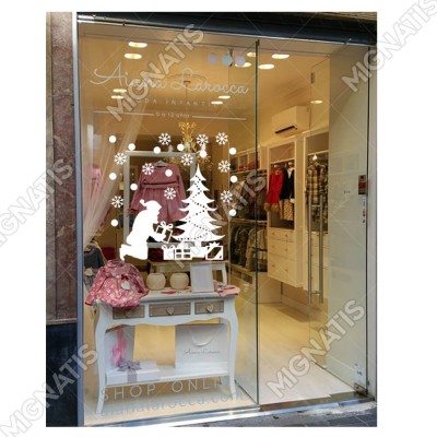 Hediye Paketlerini Ağacın Yanına Getiren Noel Baba Yılbaşı Süslemeleri