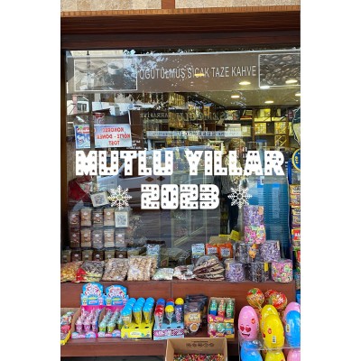 Yılbaşı Süslemeleri Kar Taneleri ve Yıldızlı Mutlu Yıllar Yazısı Sticker