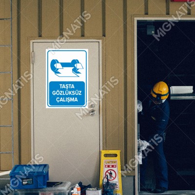 Taşta Gözlüksüz Çalışma Levhası